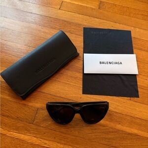 Balenciaga • Black Cat-Eye Sunglasses